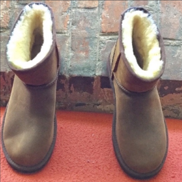 Uggs Loden Green NWOT Size 7 - Picture 7 of 16